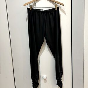 Alice and Olivia leggings